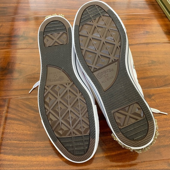 Converse custom made .Size women 10.5 _mens 8.5 - Picture 3 of 10